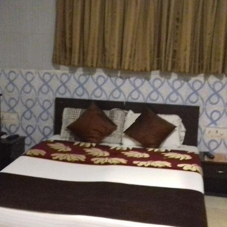 Hotel Majesty Palace Mumbai Luaran gambar