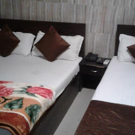 Hotel Majesty Palace Mumbai Luaran gambar